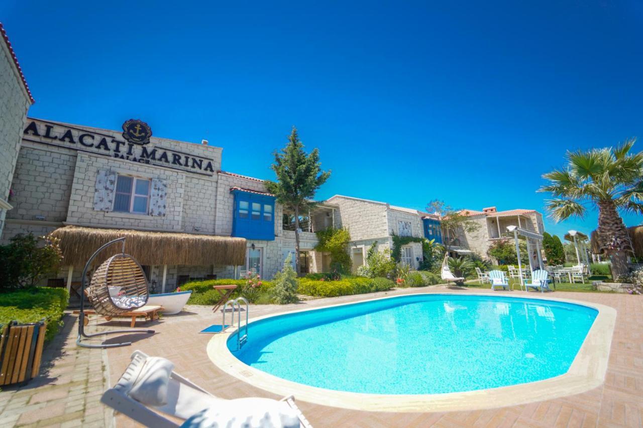 Marina Palace Inn Alacati