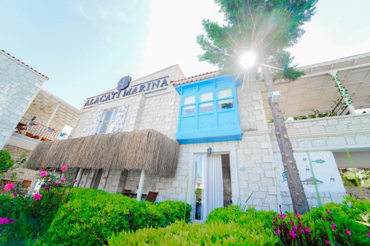 Marina Palace Inn 2*