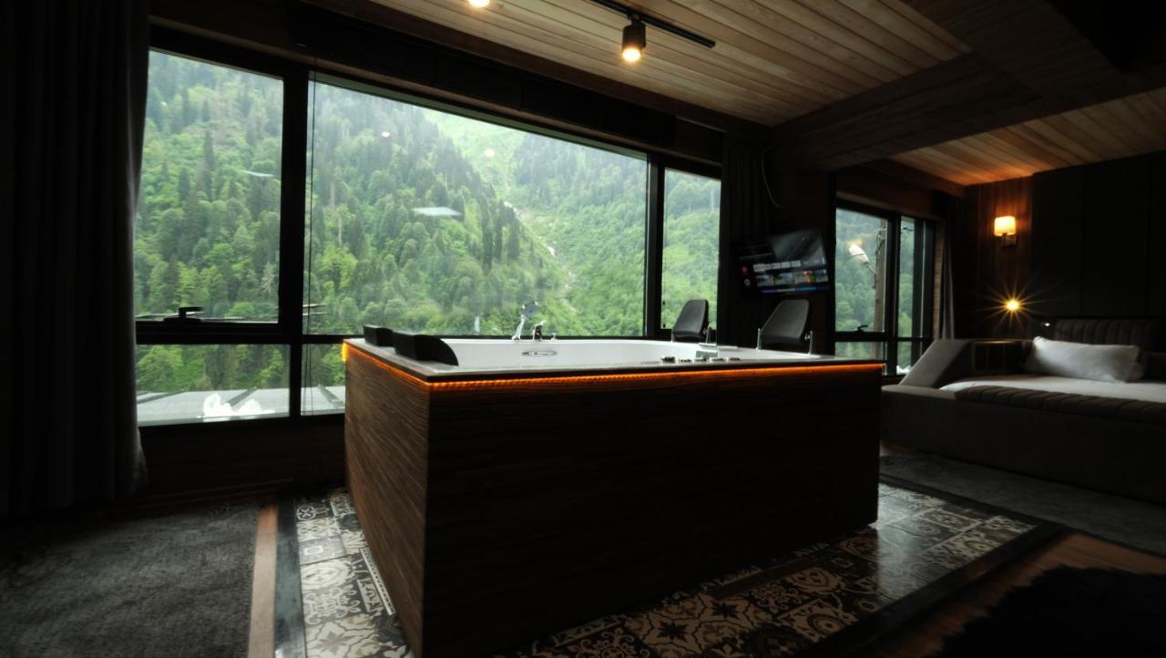 Hotel De Pelit 3*