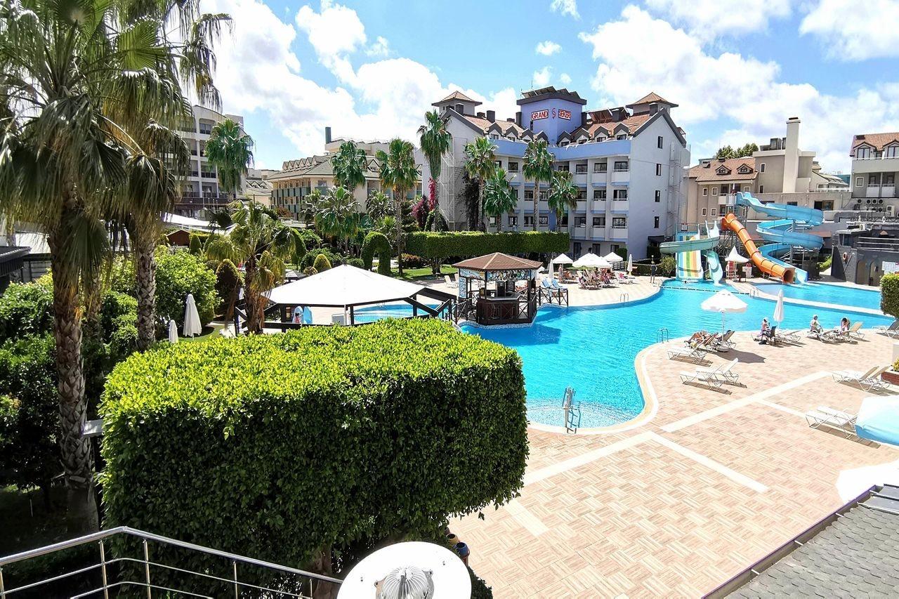 Grand Seker Resort