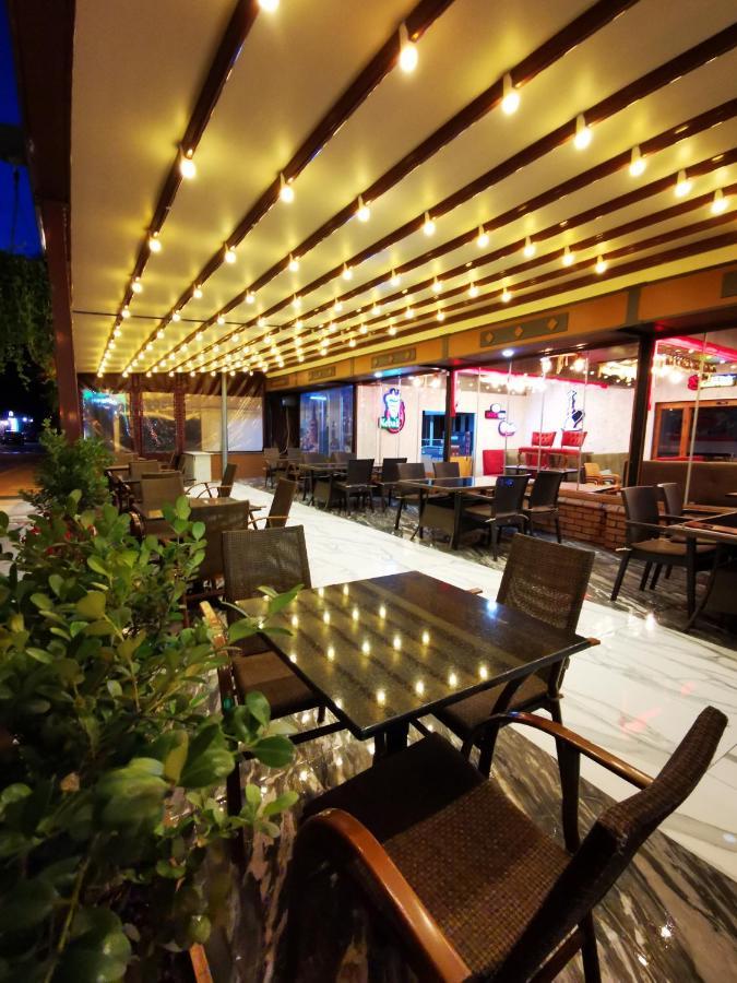Kuloglu Ve Restoran 3*