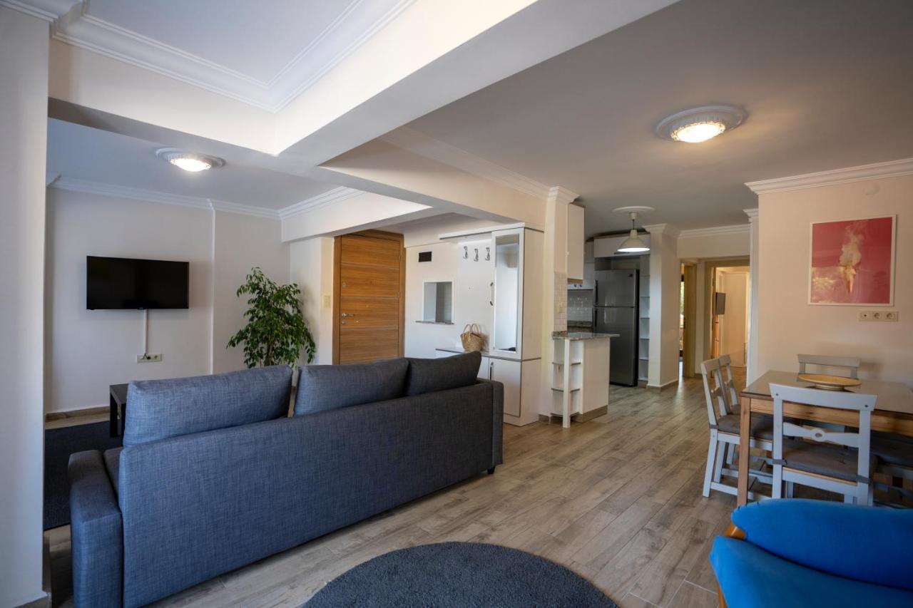 Aparthotel Xox 3*