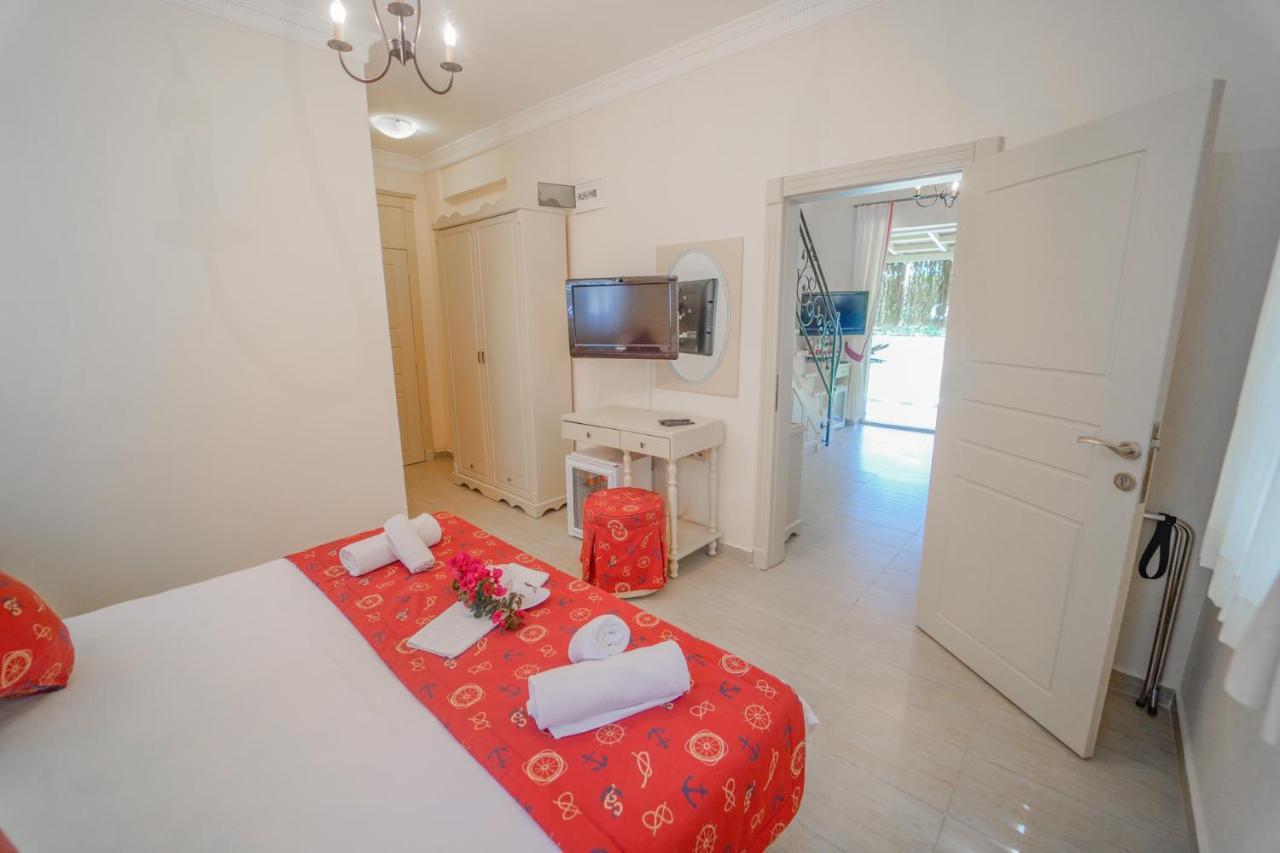 Marina Palace Inn 2*