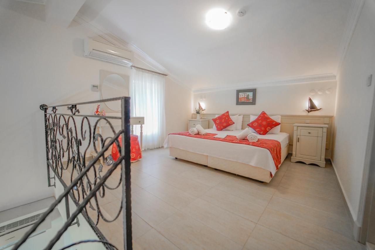 Marina Palace Inn Alacati