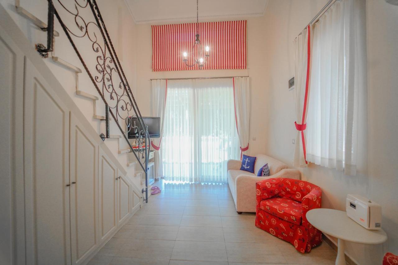 Marina Palace Inn Alacati