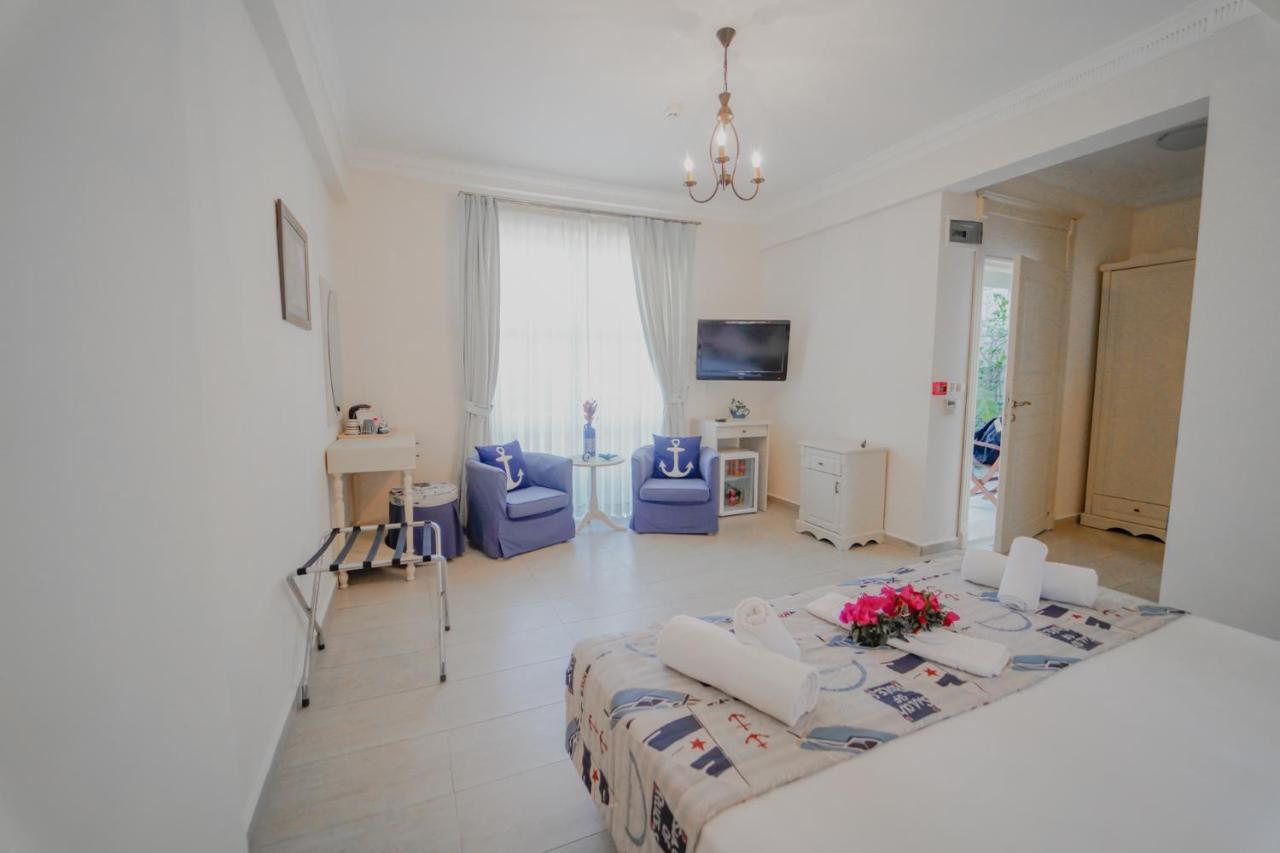 Marina Palace Inn Alacati