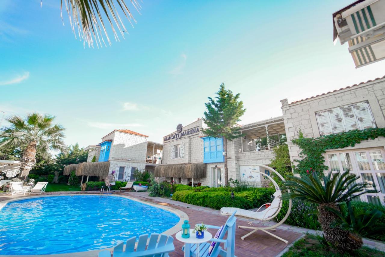 Marina Palace Inn