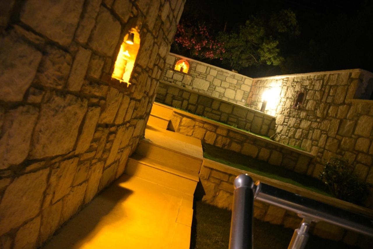 Tepe Hotel