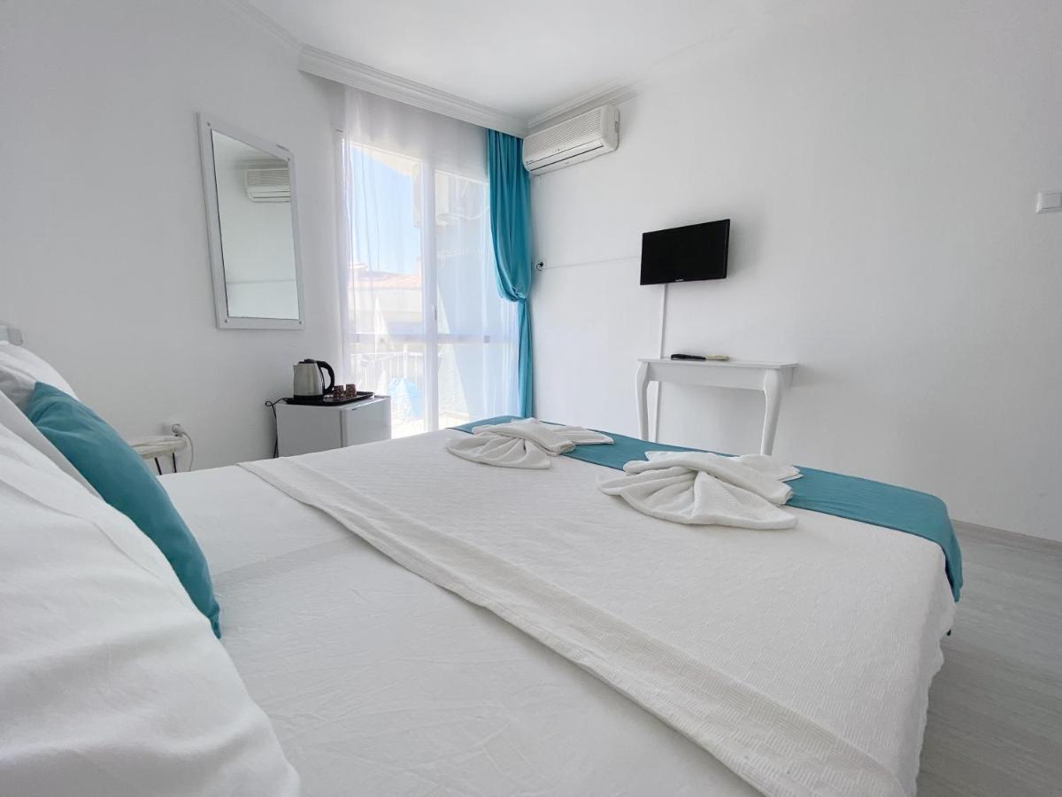 Hotel Minerva Port 3*