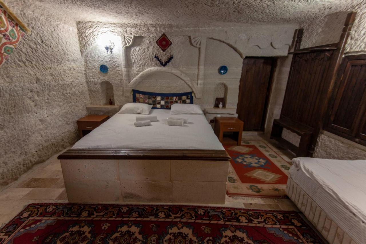 Hostel Seven Rock Cave *