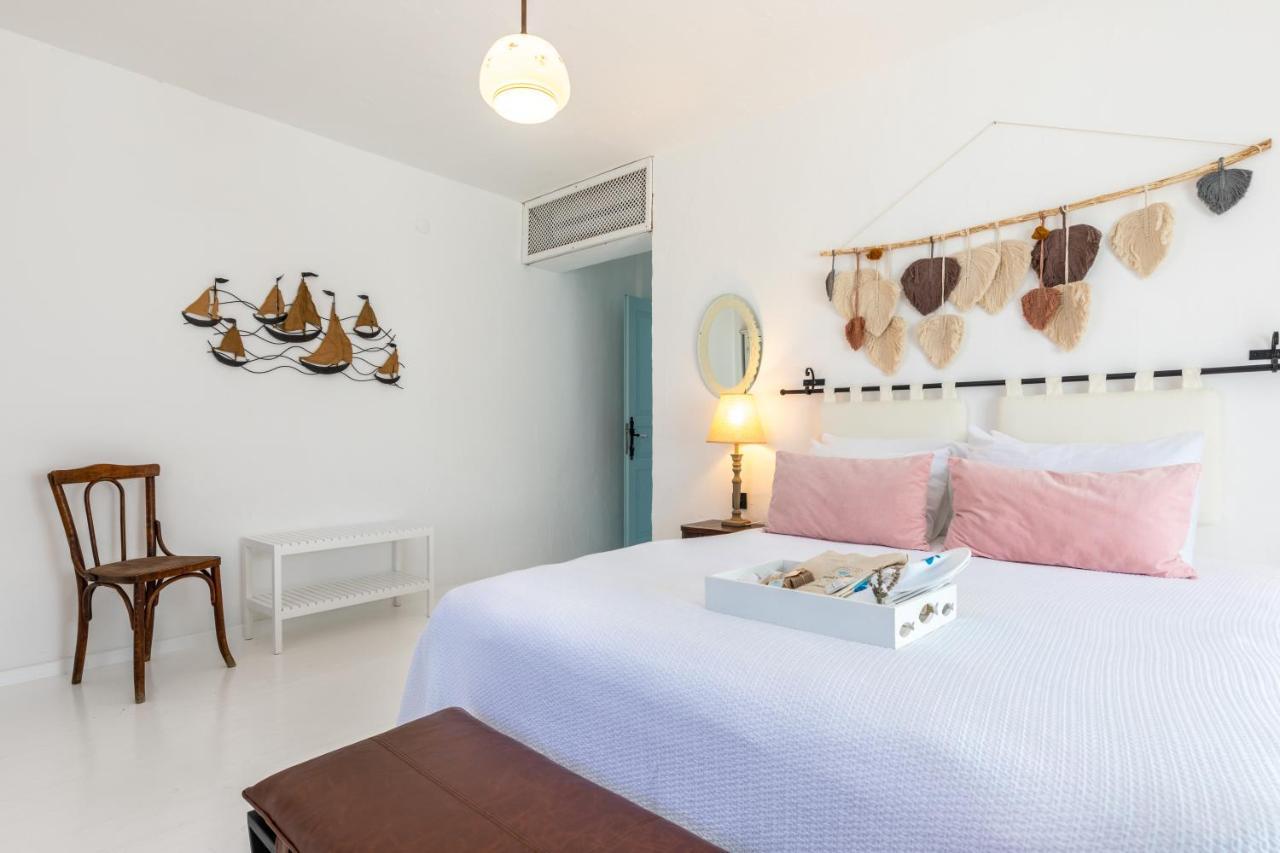 Deniz Kabugu Alacati