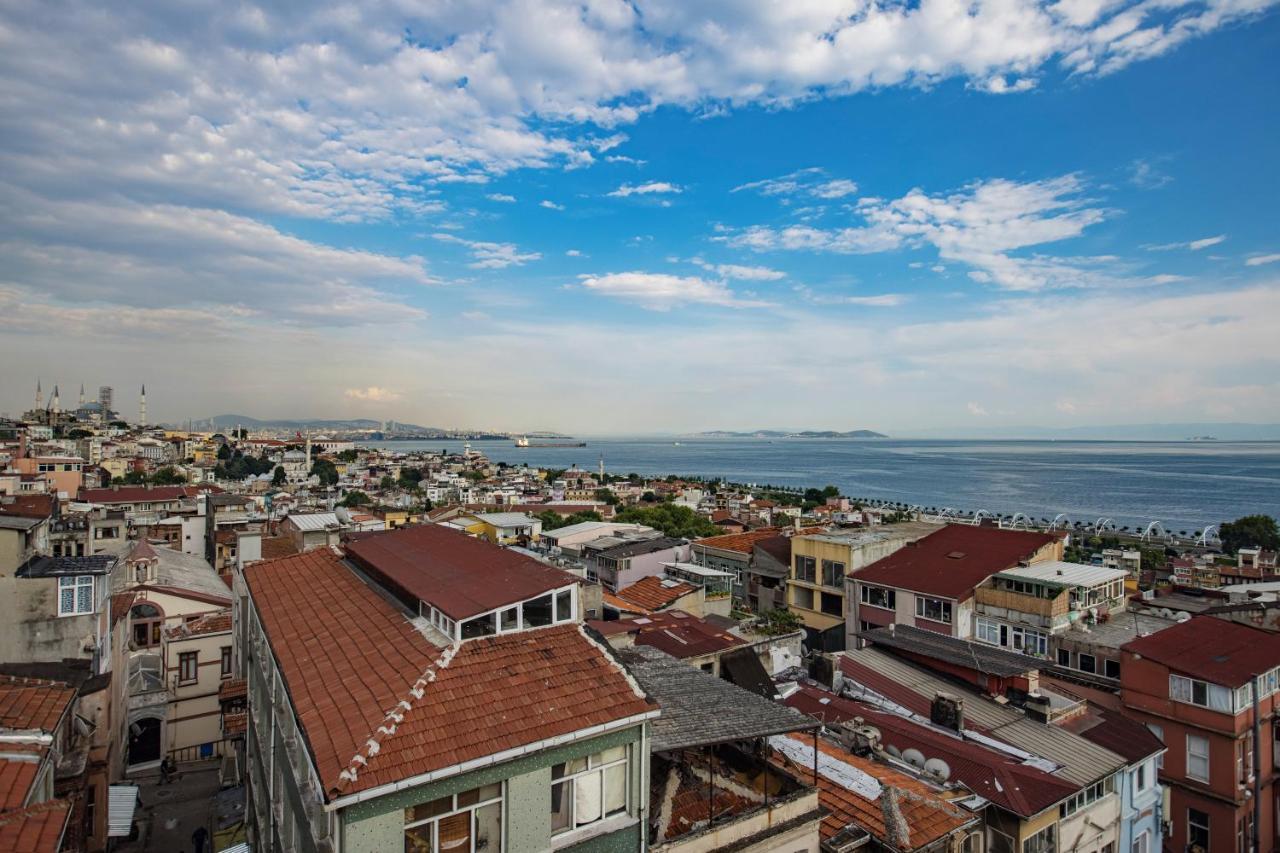 Grand Balyan & Restaurant