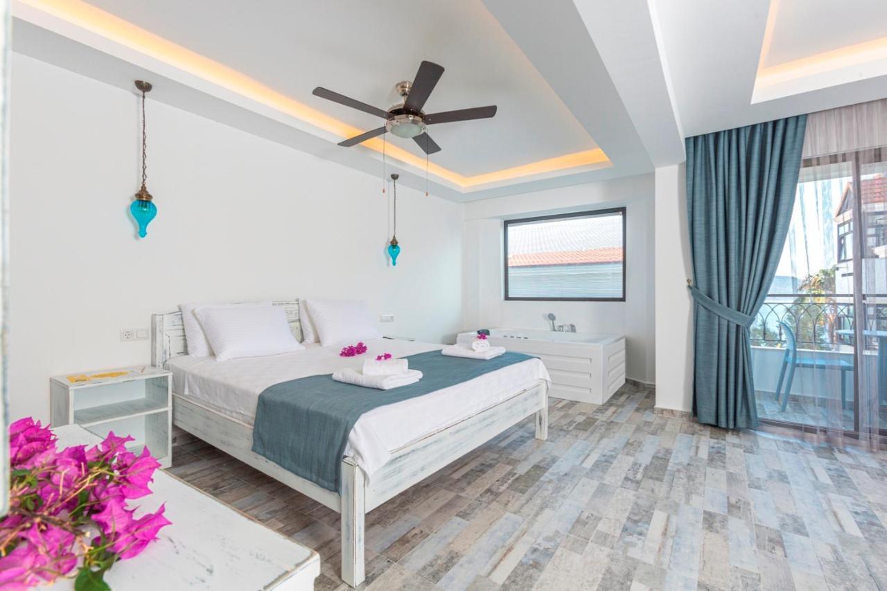 Hotel Payam 4*
