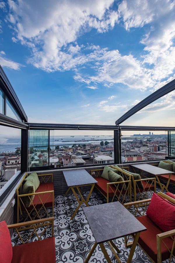 Grand Balyan & Restaurant Hotel