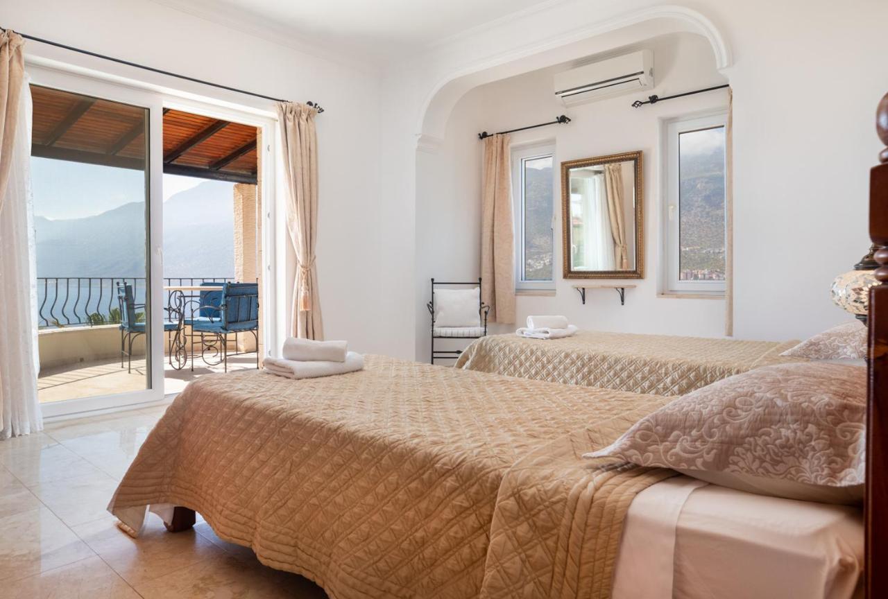 Palm Villa *