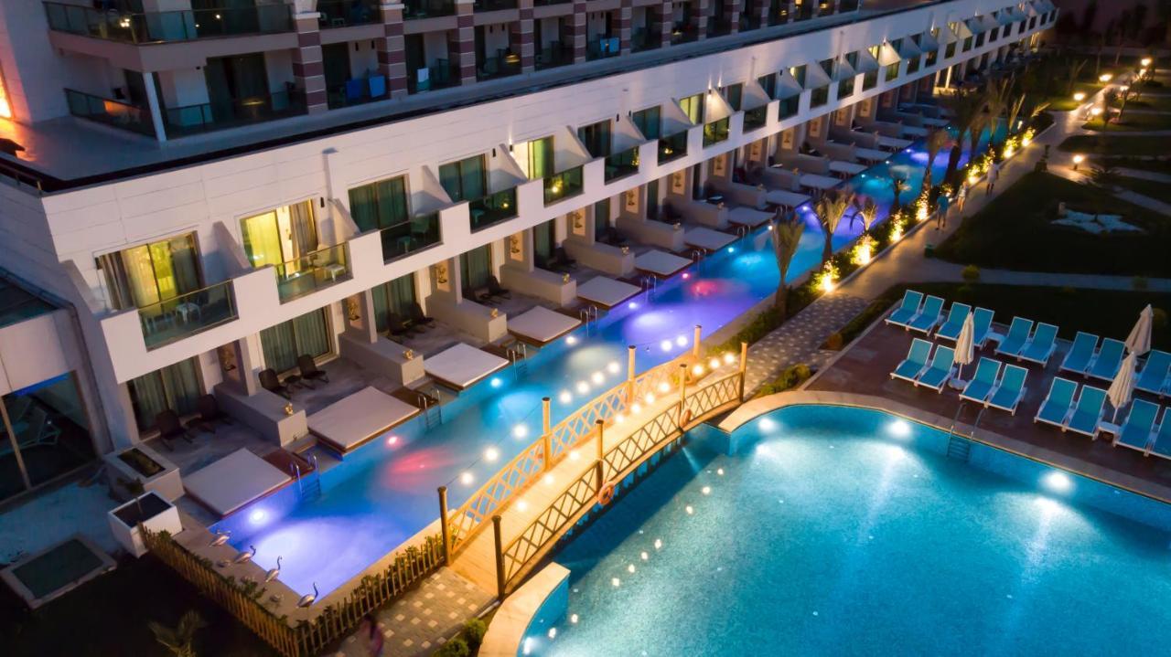 Dosinia Luxury Hotel