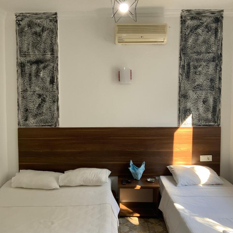 Hotel Arti *