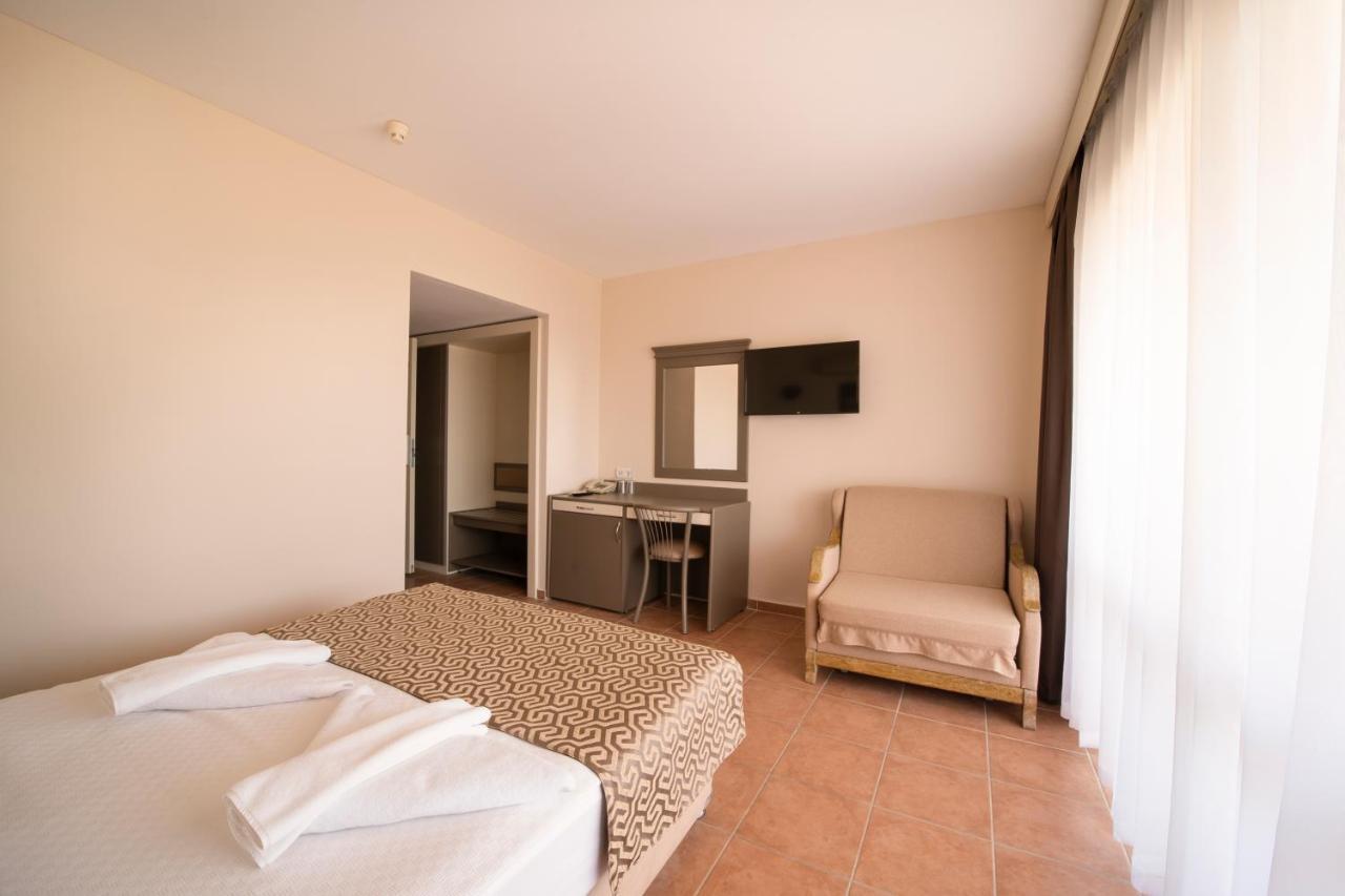 Esra And Family Hotel Didim