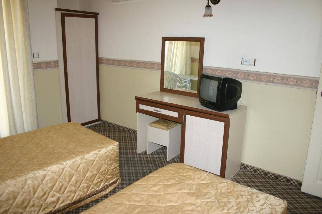 Kleopatra Saray Hotel 2*
