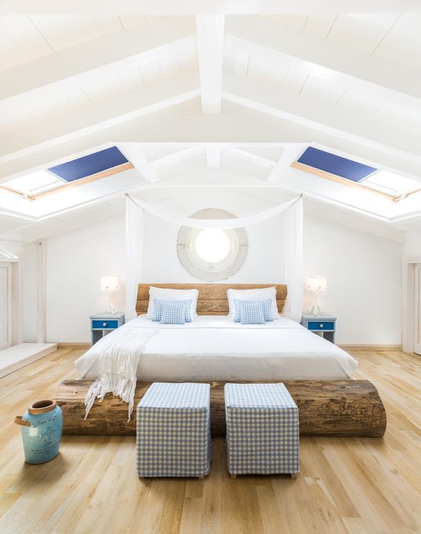 Luce Design - Special Category 4*