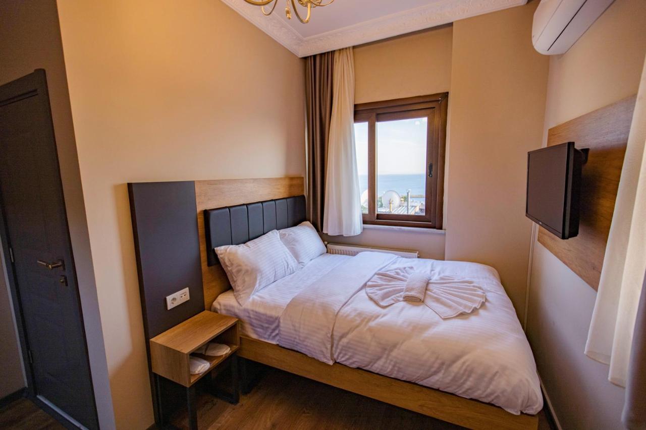 Grand Balyan & Restaurant Hotel