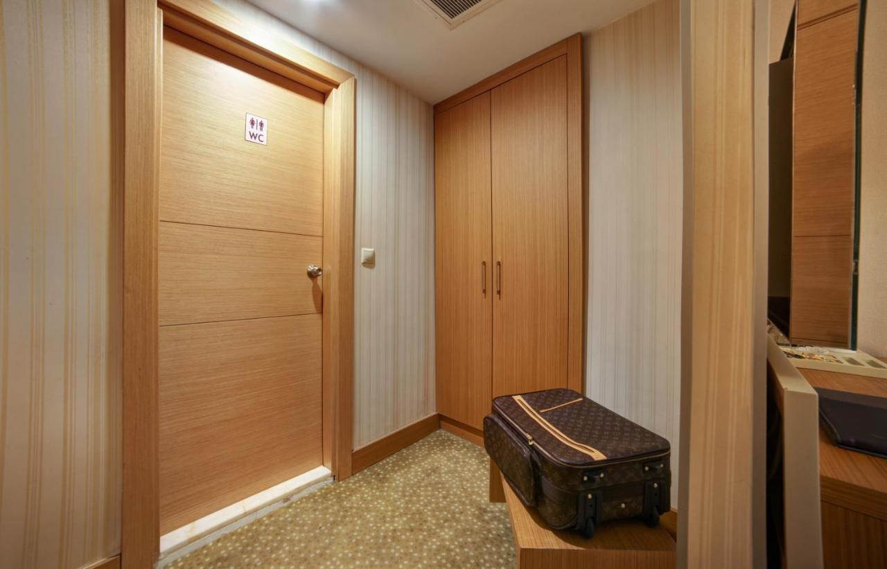 Almina - Special Class Hotel