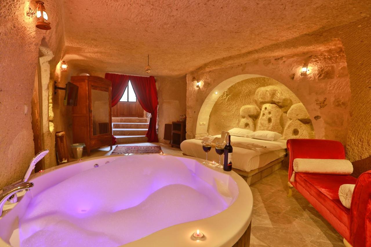 Cappadocia Eagle Cave * Nevsehir