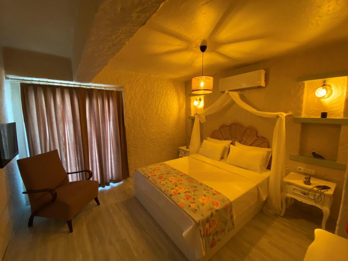 Naz Hotel
