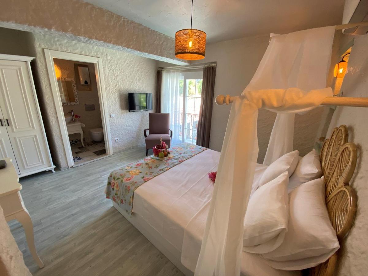 Hotel Naz Alacati