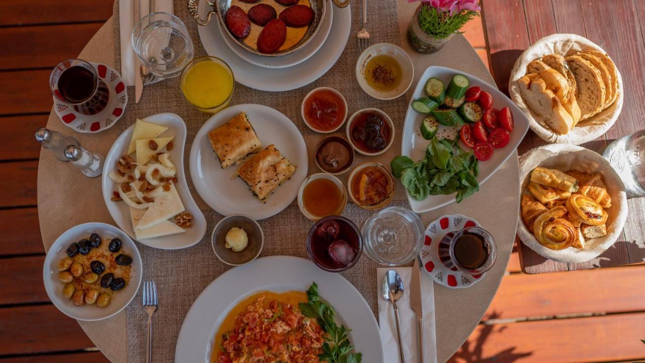 4reasons + Bistro | 12+ Hotel Yalikavak