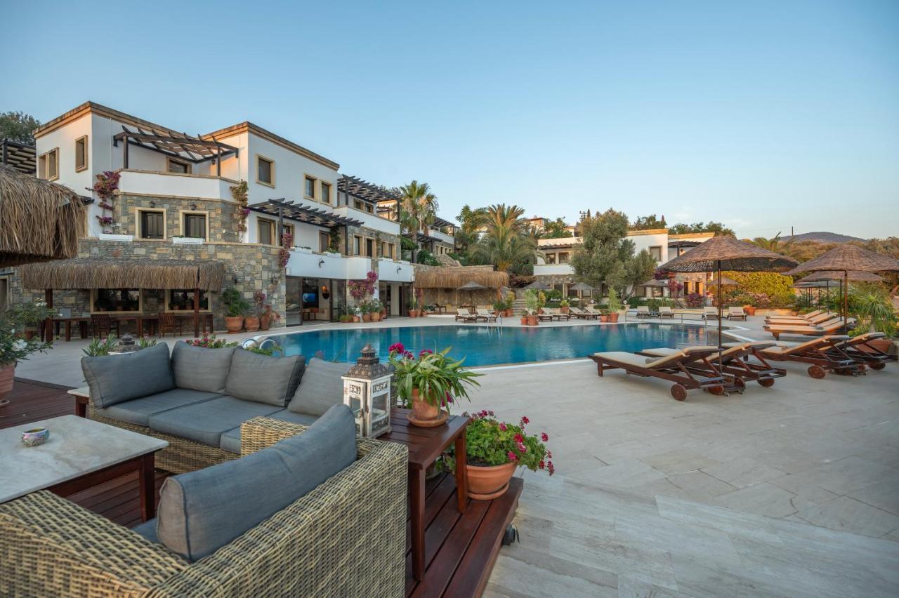 4reasons + Bistro | 12+ Hotel Yalikavak