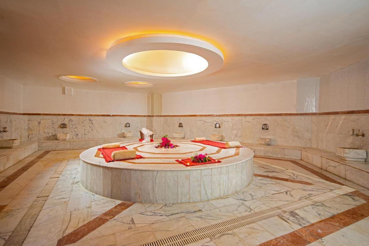 Hotel Mirabell 4*