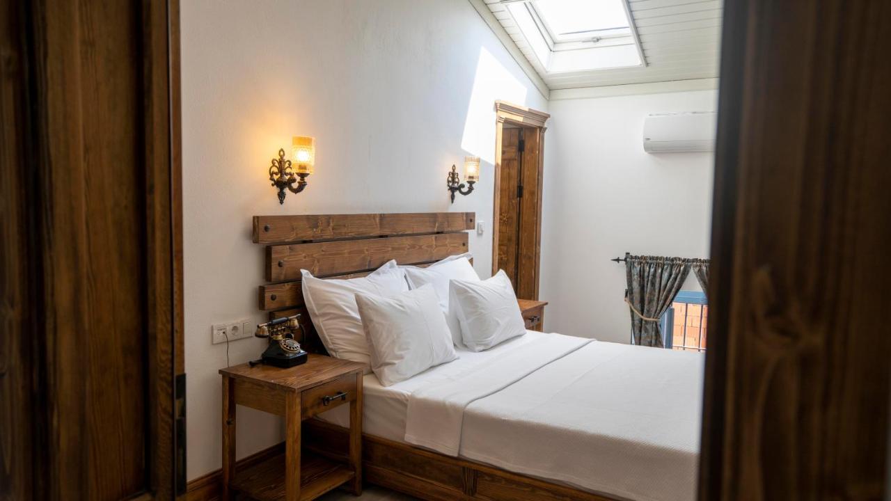 Pietra Bed & Breakfast *