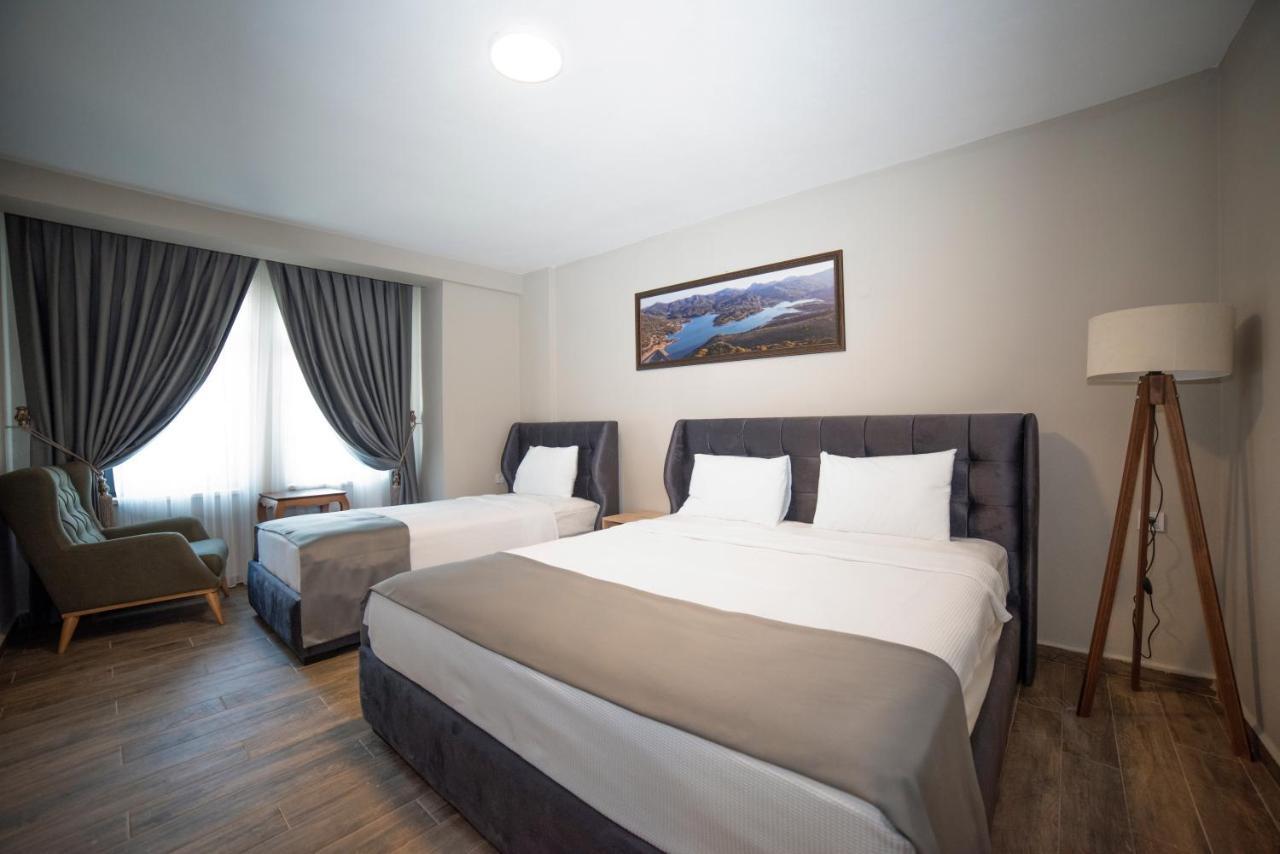 Elia Hotel