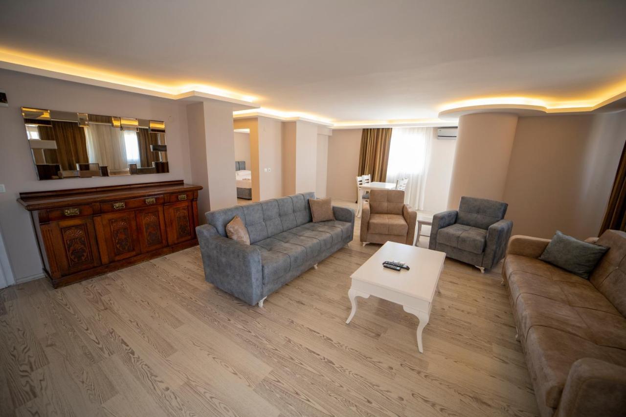 Silver Tower Aparthotel