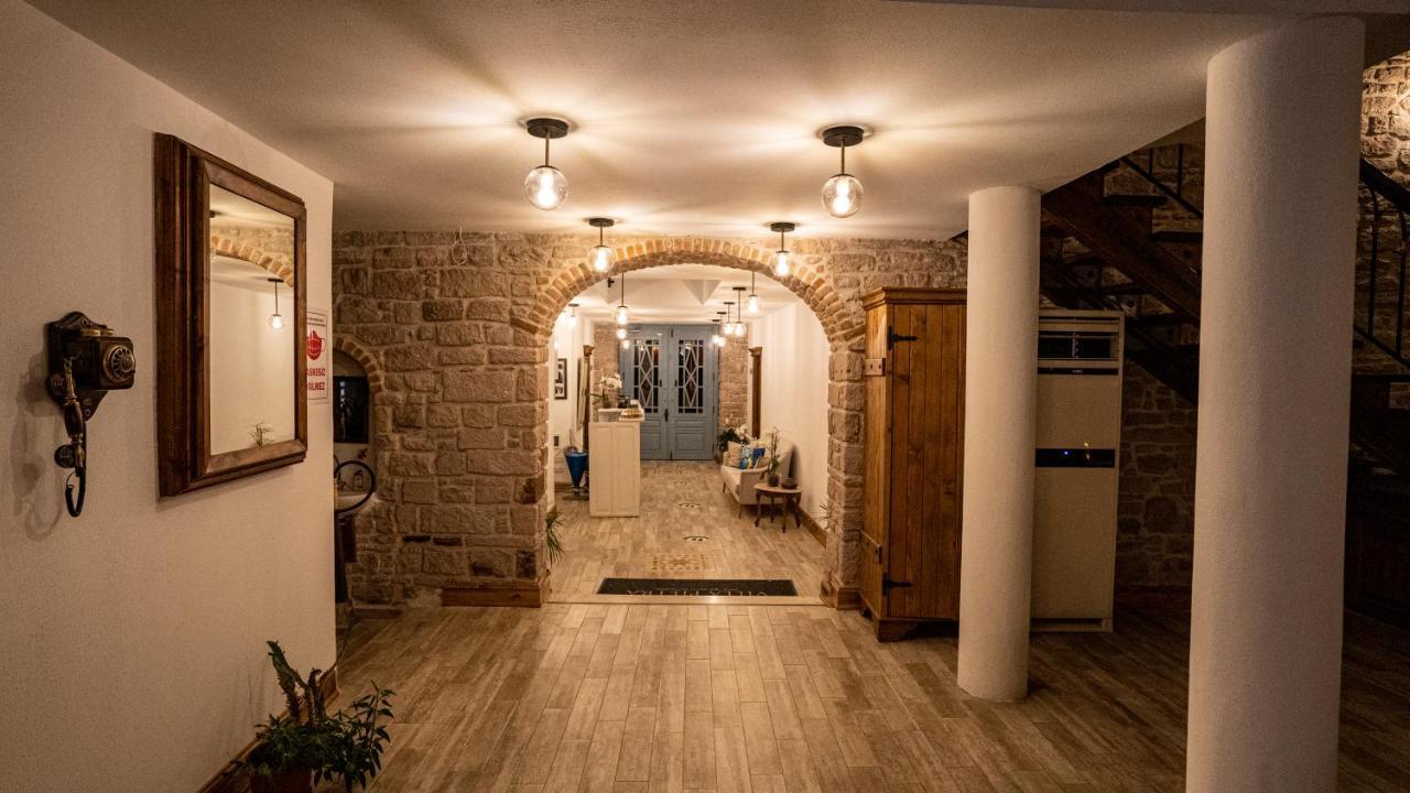 Pietra Bed & Breakfast