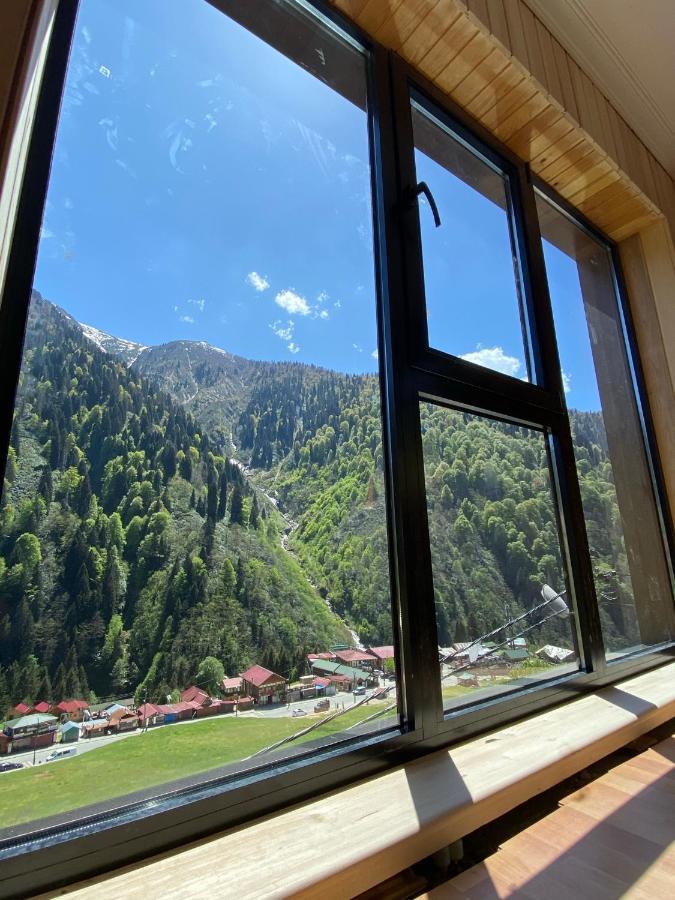 Hotel De Pelit