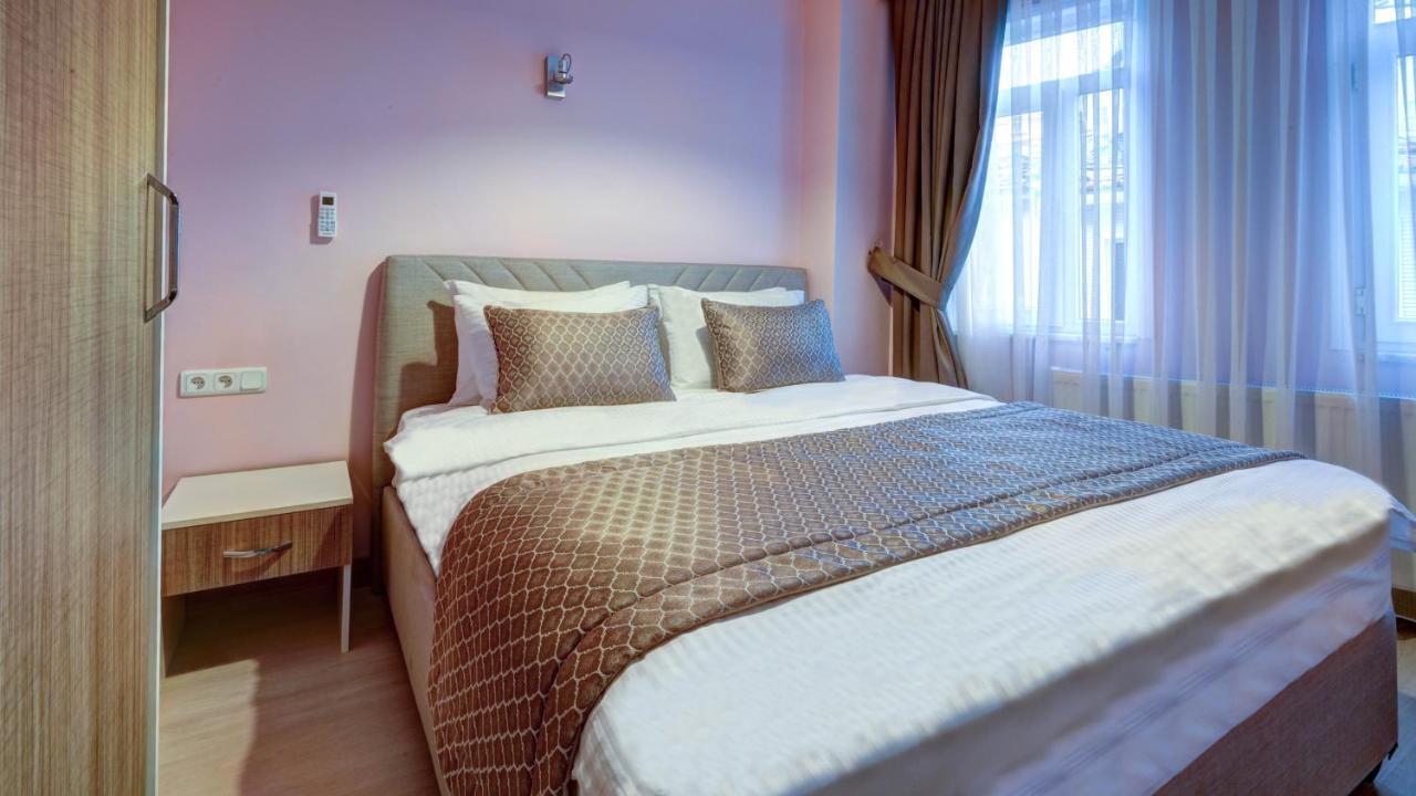 Seven Roses Istanbul