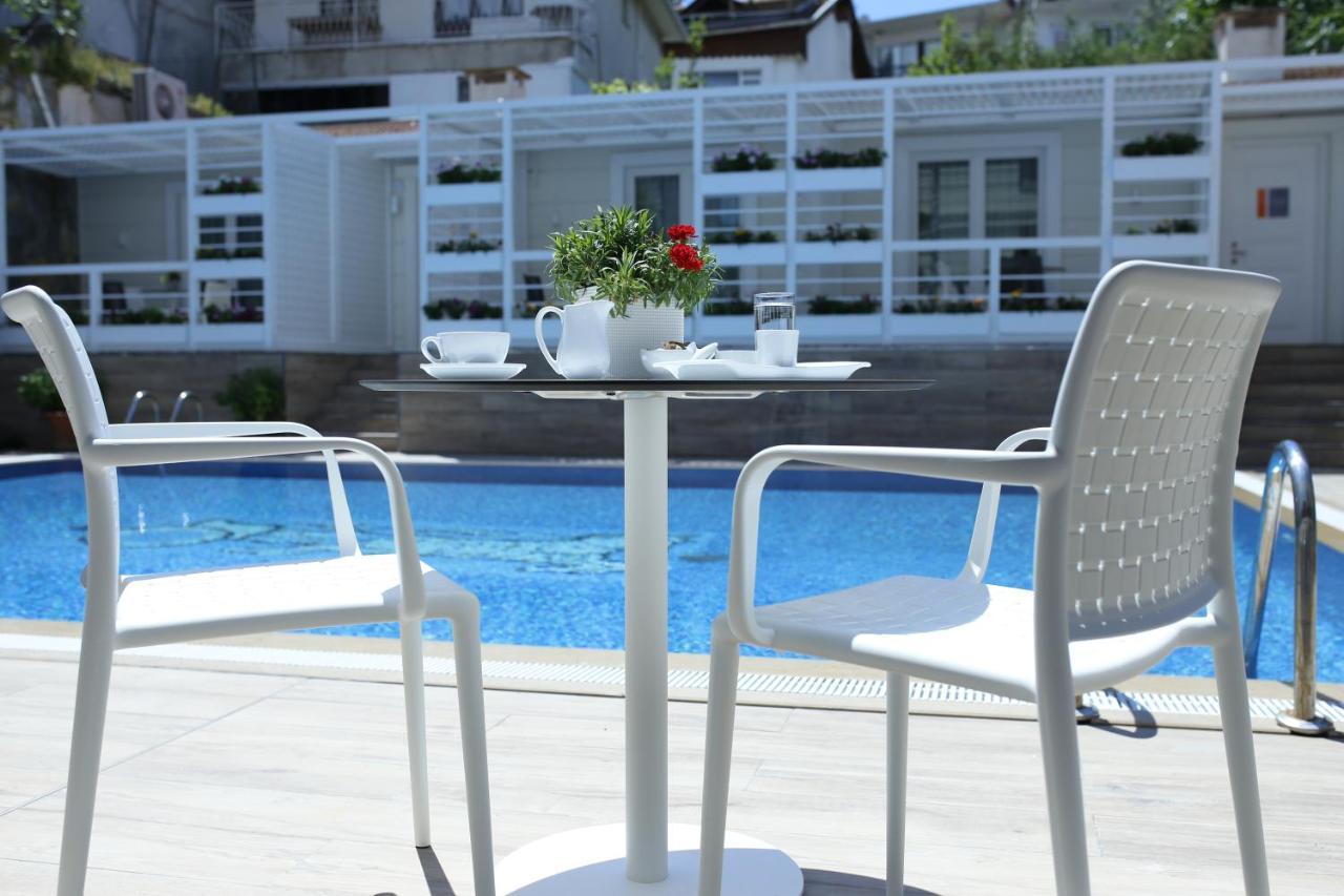 Hotel Ascot Bueyuekada