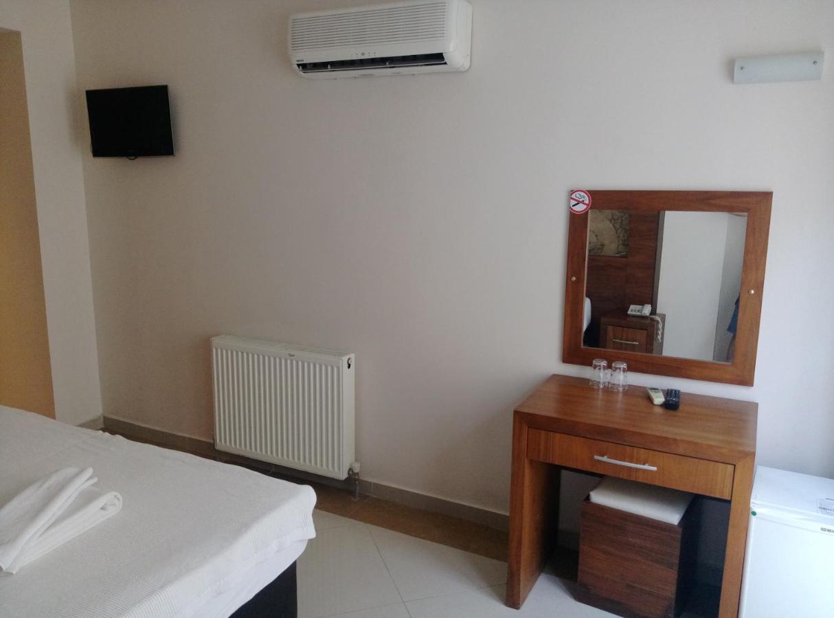 Hotel Dinara 2*