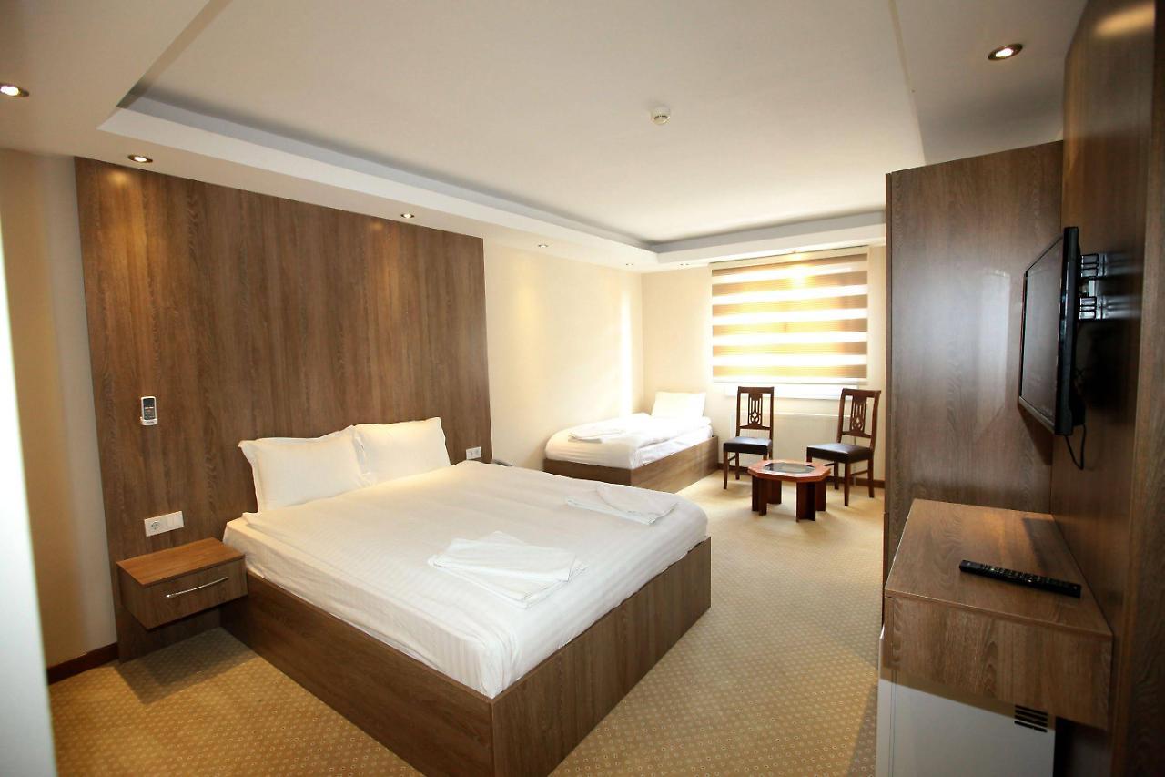 Hotel Ny World