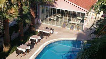 Minta Aparthotel