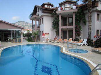 Minta Aparthotel 4*