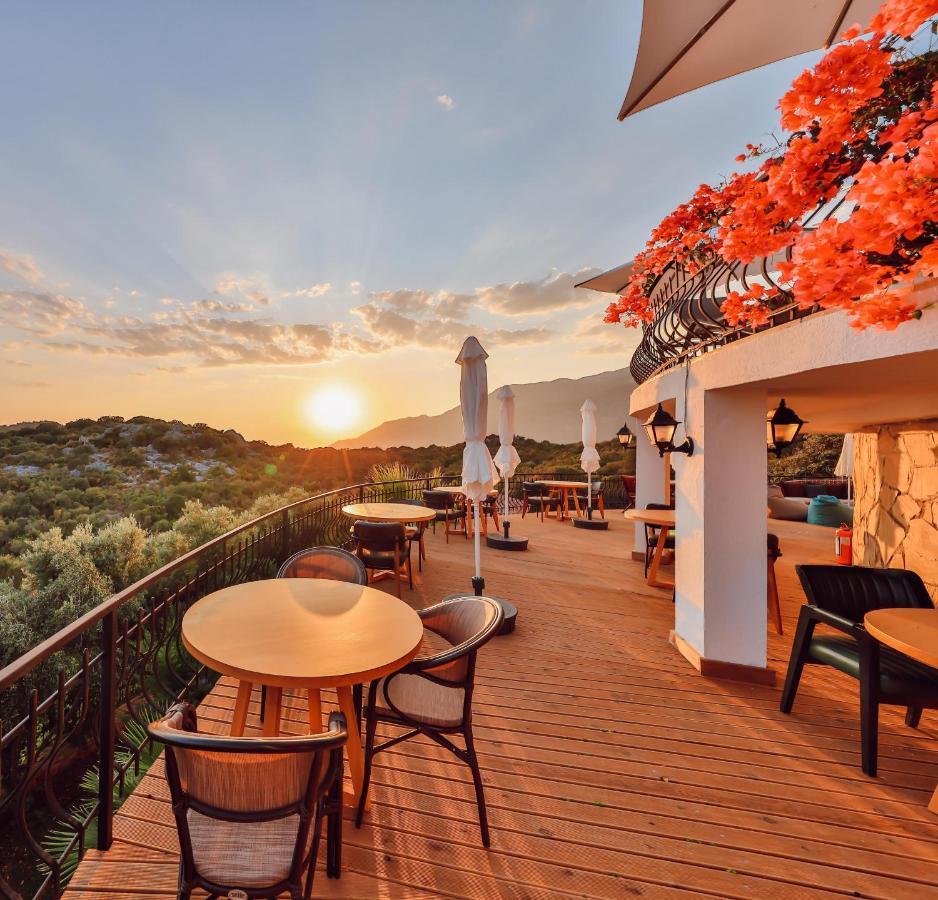 Hill House Adult Only 4*