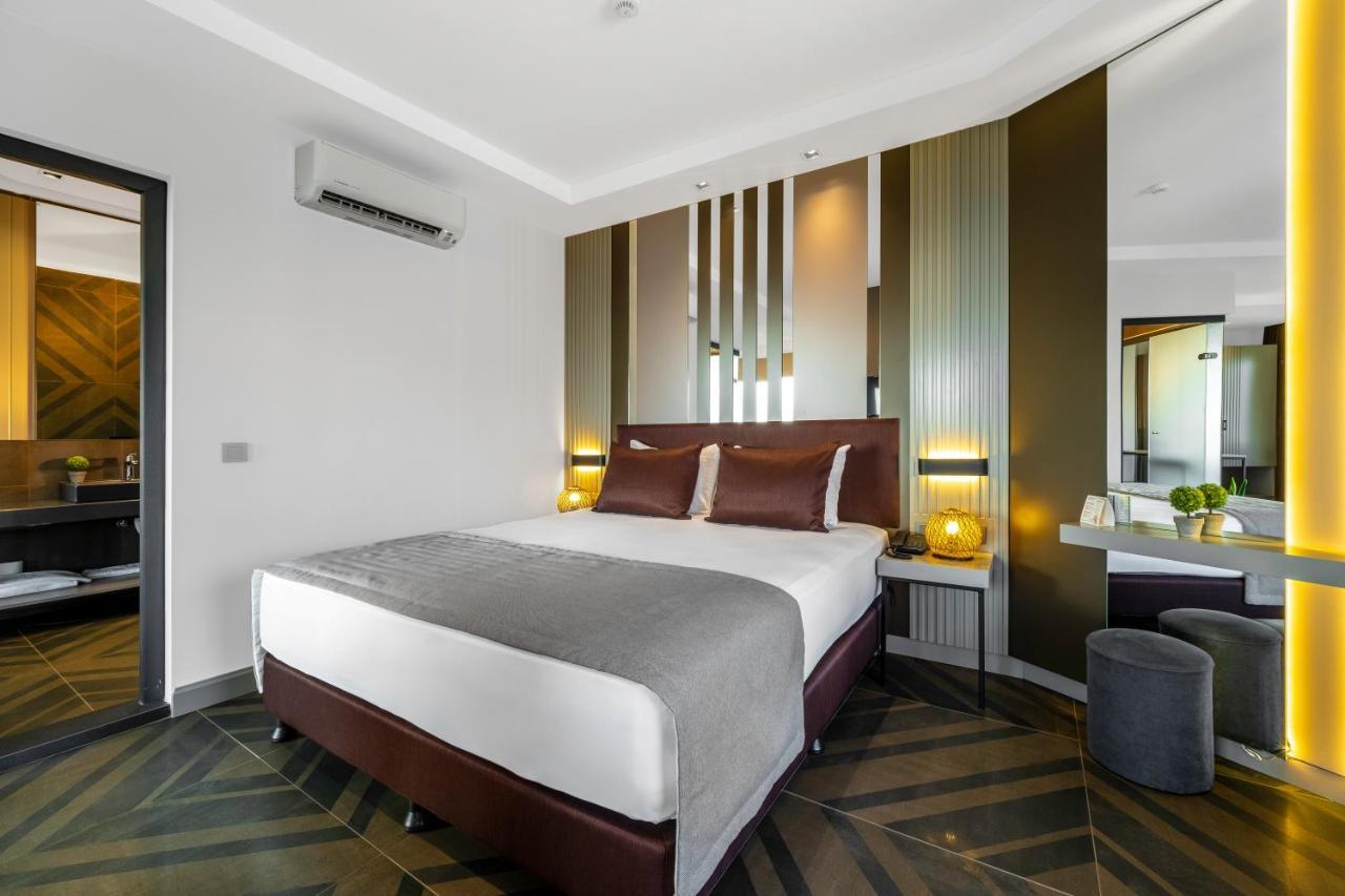 Hotel Riviera &