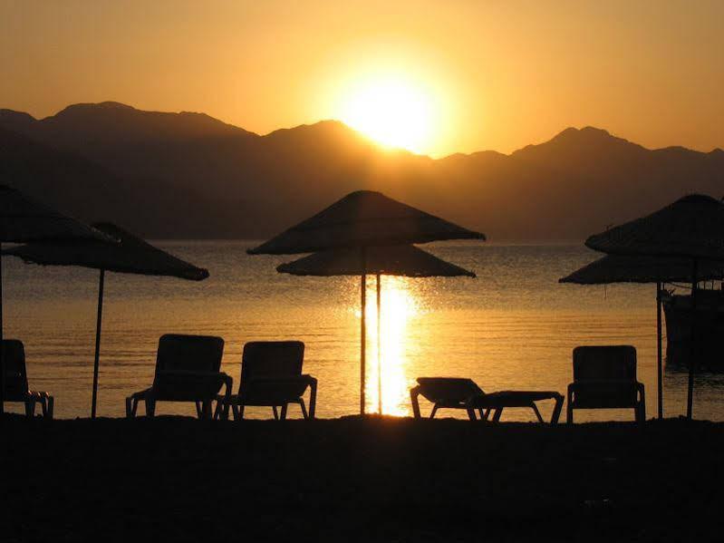 Zeybek Hotel Turunc