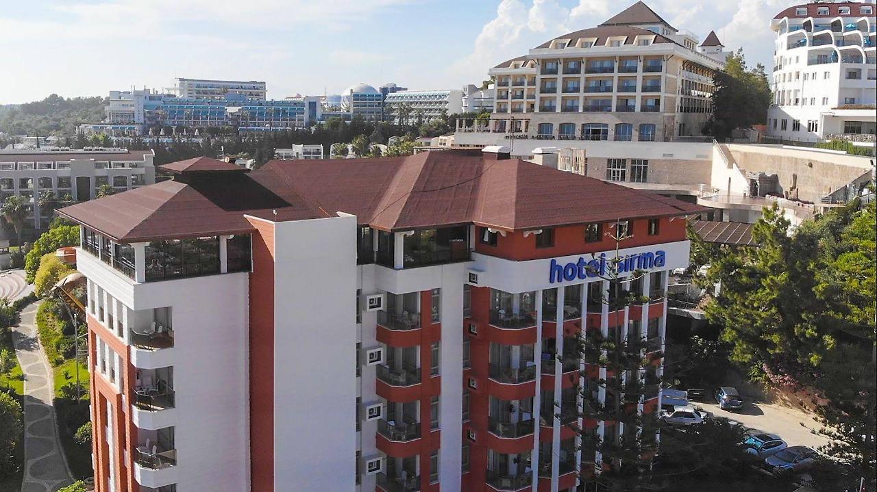 Sirma Hotel 4*