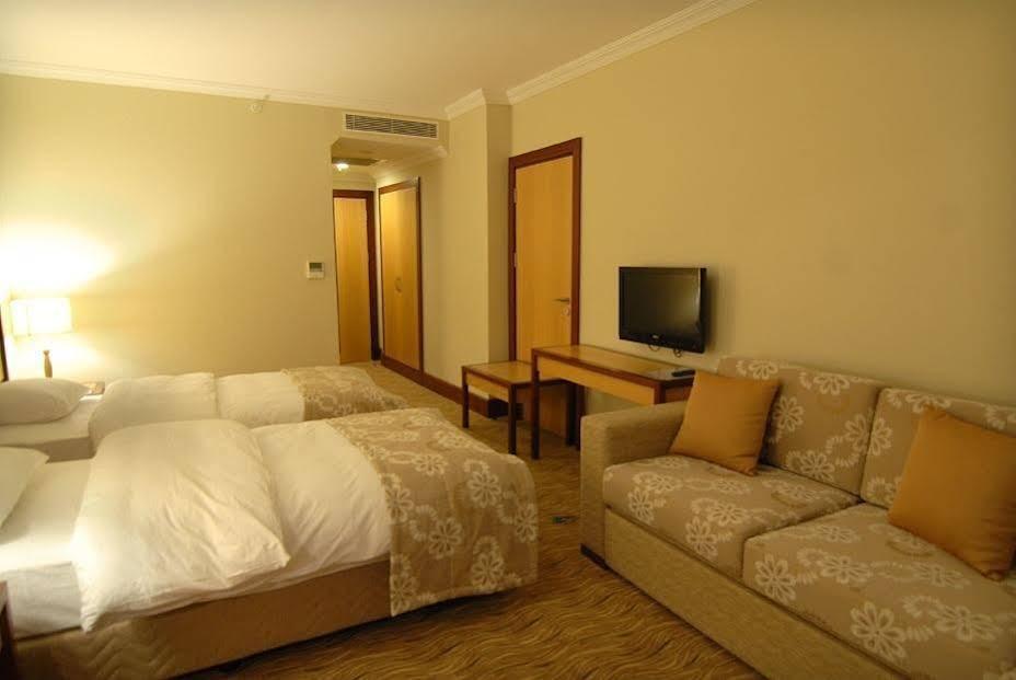 Vira Hotel