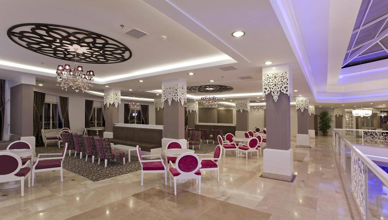 Serenis Hotel Side