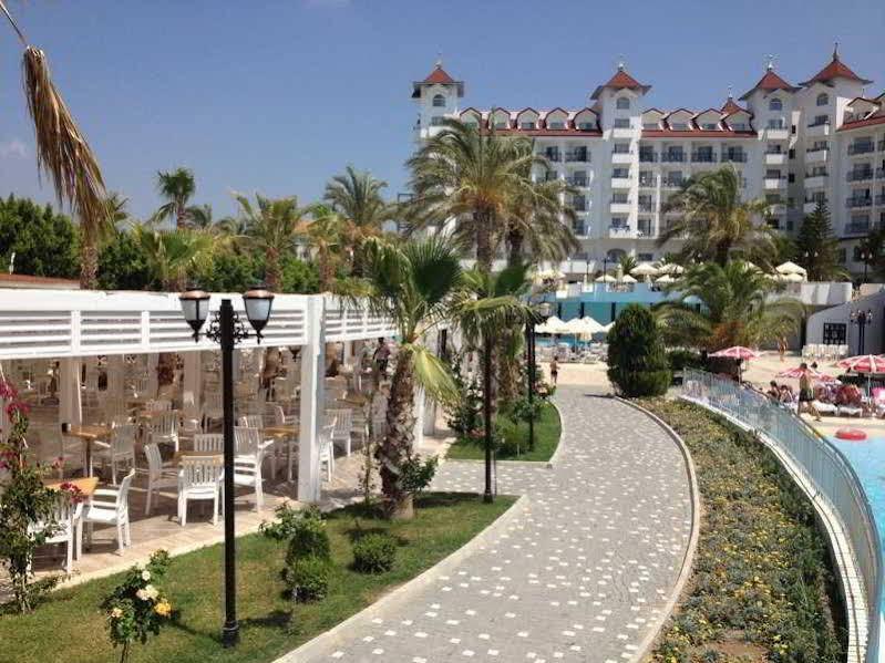 Hotel Serenis
